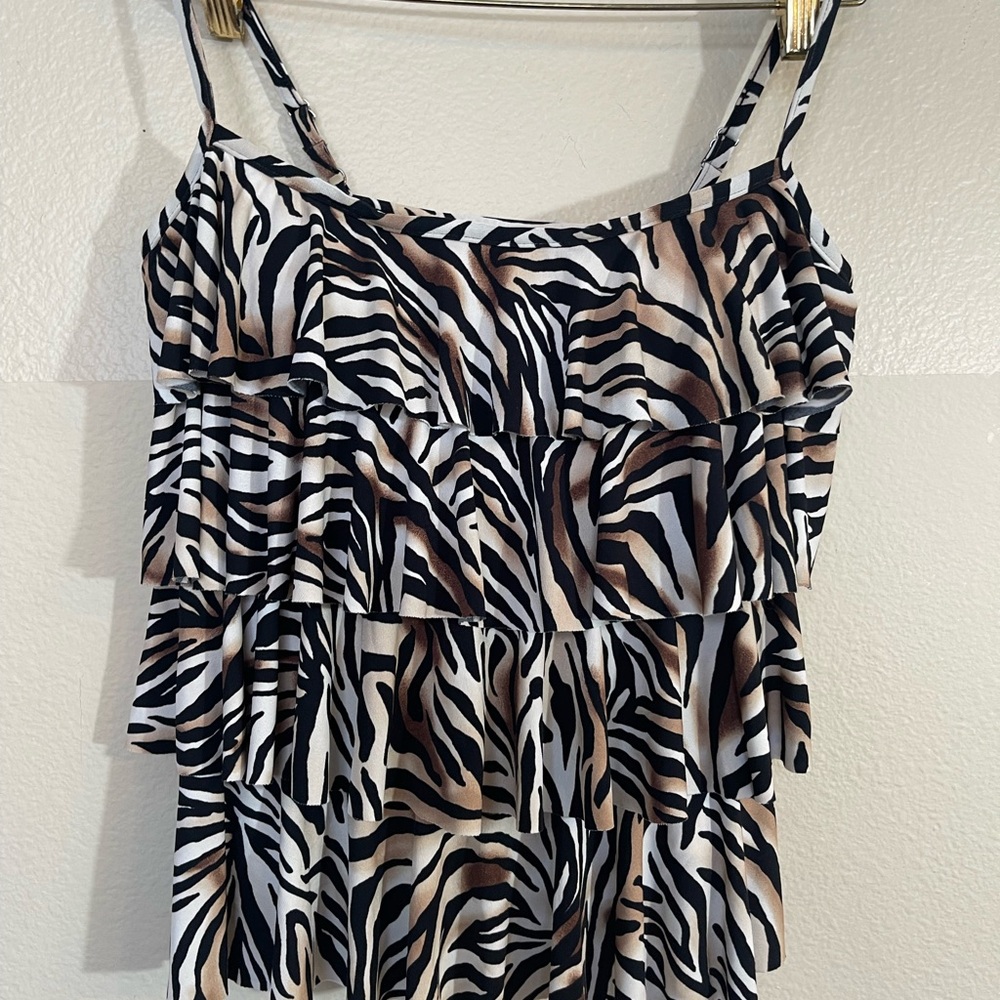 Slimshaper  Layered Women's swim top size 8